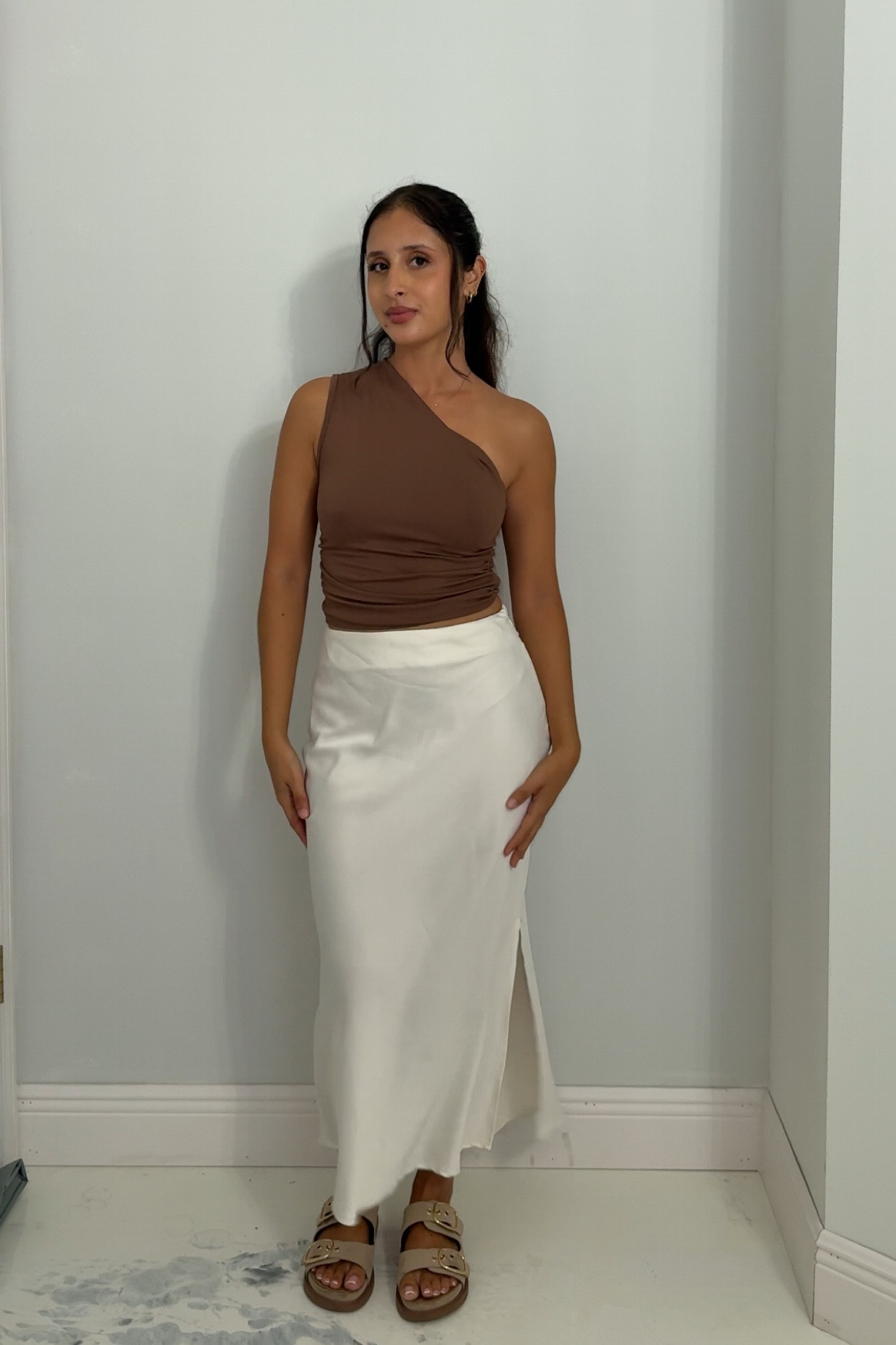 Summer outfit in a silk maxi skirt🤍

#LTKPetite #LTKFindsUnder100