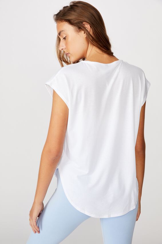 Active Scoop Hem Tshirt | Cotton On (ANZ)