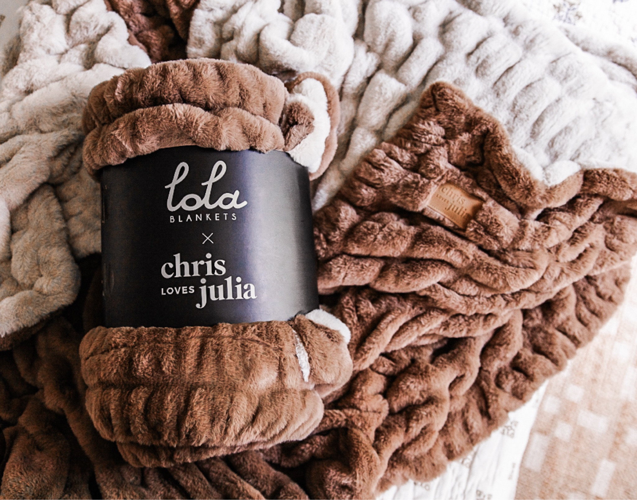 These blankets make the perfect Christmas gift! They are so soft and cozy! 

#LTKGiftGuide #LTKHoliday #LTKHome