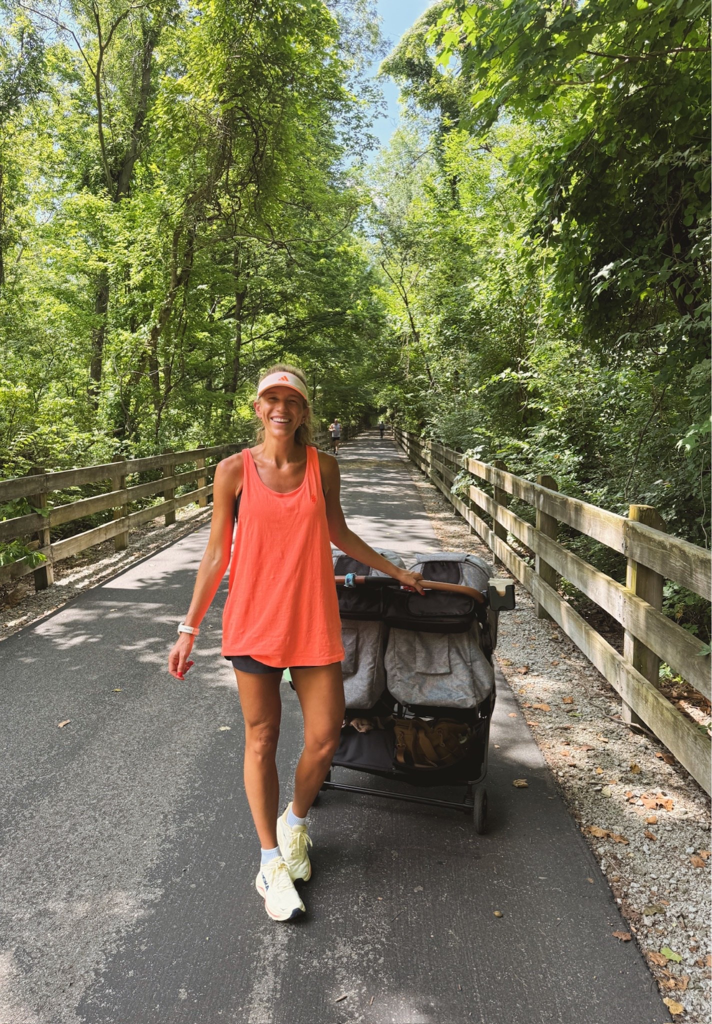 Today’s walk ootd! I have this tank in a few colors. Love the oversized fit!

#LTKActive #LTKfitnessgoals #LTKdayinmylife