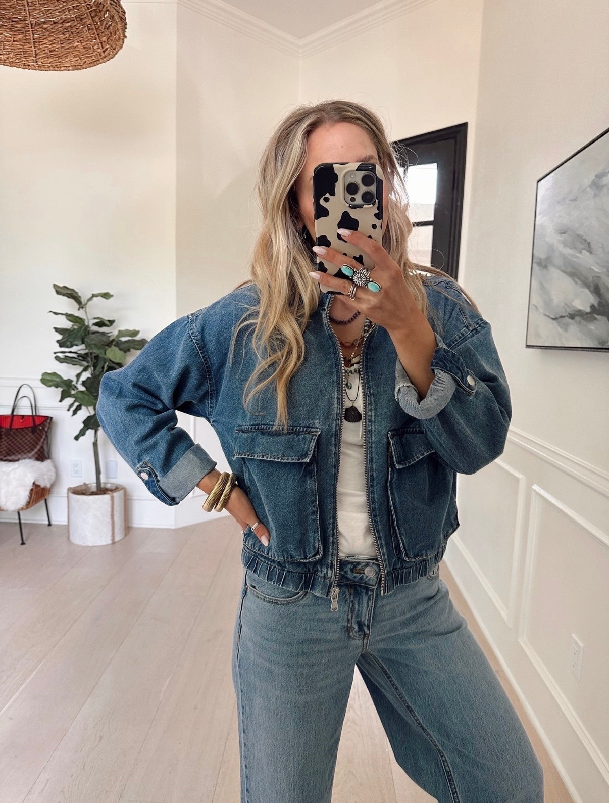 🤍 Hurry before this jacket is completely oos!!!! 

Wearing size s / my tts

#LTKmomlife #LTKgrwm #LTKootd