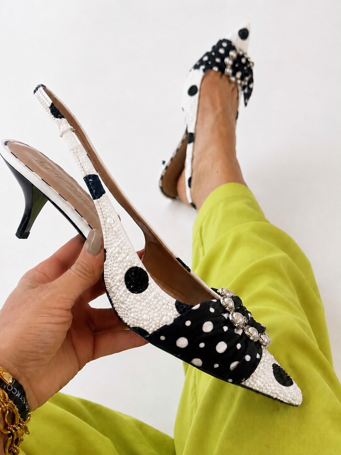 LTKcon Day 2 was listening to keynote speakers, some classes and of course socializing and a little shopping…. I choose to wear something fun…a lime jumpsuit which was super comfortable and small heel in thee cutest pop of polka dot and pearl embellishments in these Betsy Johnson’s!

#LTKdayinmylife #LTKootd #LTKCon