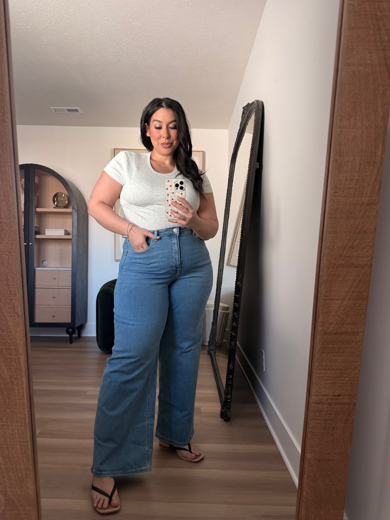 Fabletics Midsize Stretchy Jeans Haul | Size 16 🖤 Love these high waisted wide leg jeans!
-
-
-
Midsize Haul, Jeans, Denim, Fabletics, Stretchy Jeans, Curvy Jeans, Spring, Fabletics Jeans

#LTKootd #LTKSeasonal #LTKMidsize