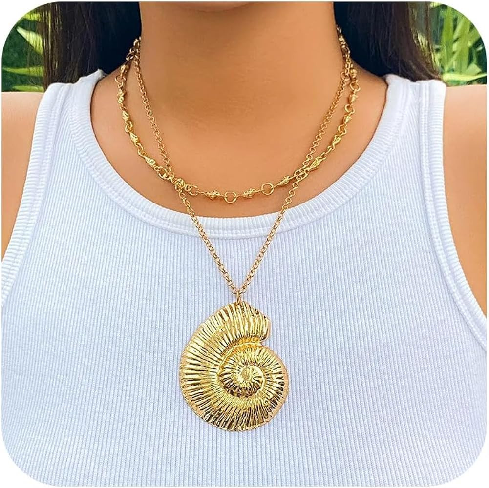 Gold Shell Necklace for Women Gold Seashell Pendant Necklaces Chunky Conch Shell Choker Summer Be... | Amazon (US)