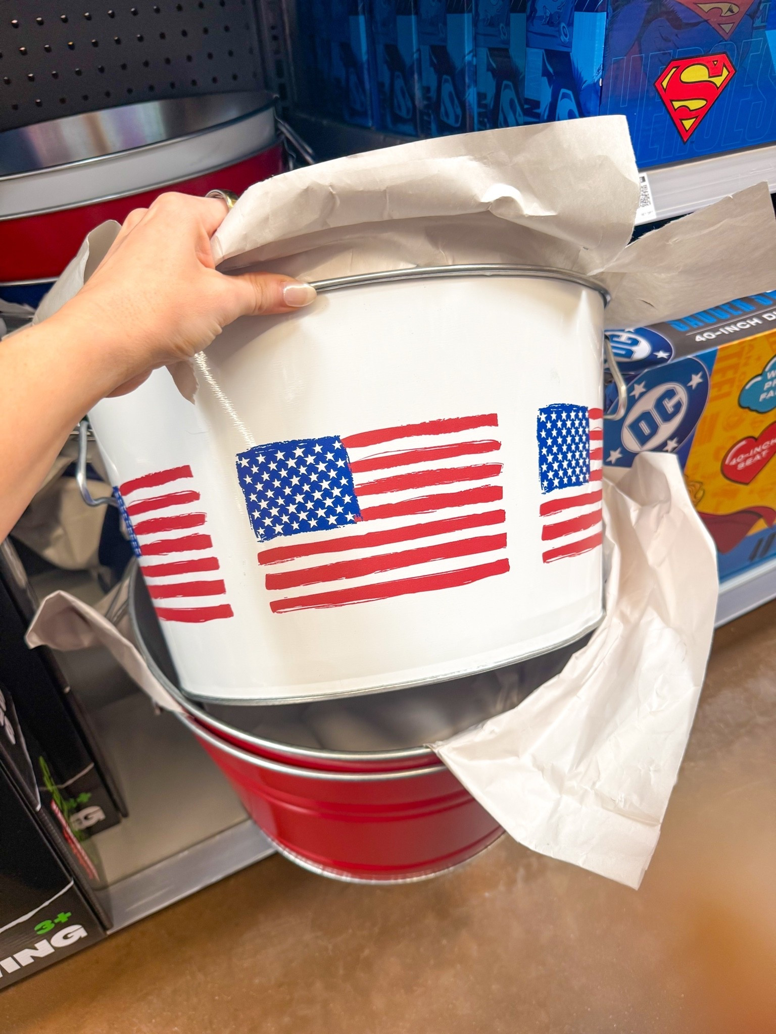 Memorial Day party decor 





Patriotic party 
Ice bucket 
Patriotic finds
Patriotic decor 
Walmart home 
Walmart finds
Fourth of July 
4th of July 
Summer party

#LTKfoodie #LTKSeasonal #LTKHome