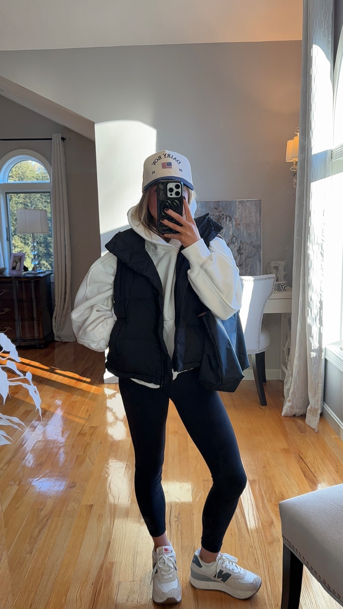 wearing a xs in hoodie and vest, 0 in leggings!!

#LTKSeasonal #LTKootd #LTKU