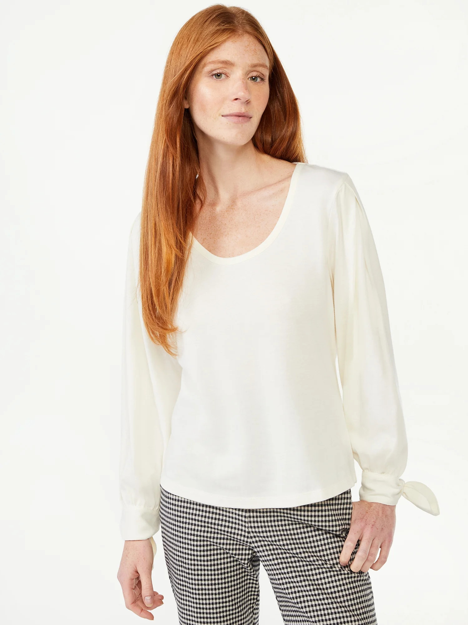 Free Assembly Women's U Neck Pleated Shoulder Top - Walmart.com | Walmart (US)