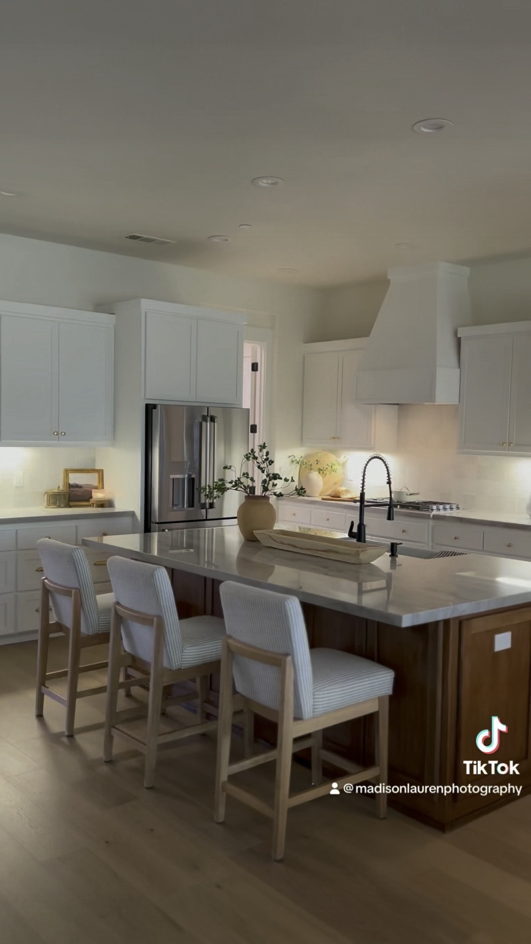 Christmas is down & things are clean and back to normal. What do I need for spring? 

#LTKhome #LTKVideo #LTKstyletip