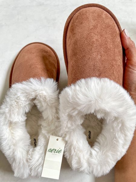 🚨The LTKSale starts next week from September 21-24. Start favoriting now to shop when the sale goes live!  Aerie is having 25% off store wide‼️
These Aerie Cozy & fuzzy slippers will keep your feet warm and comfy all day! They’re also affordable!🤎
I’m a 6.5 and  got them in size 7 and they fit perfect! 


#LTKsalealert #LTKSeasonal #LTKSale