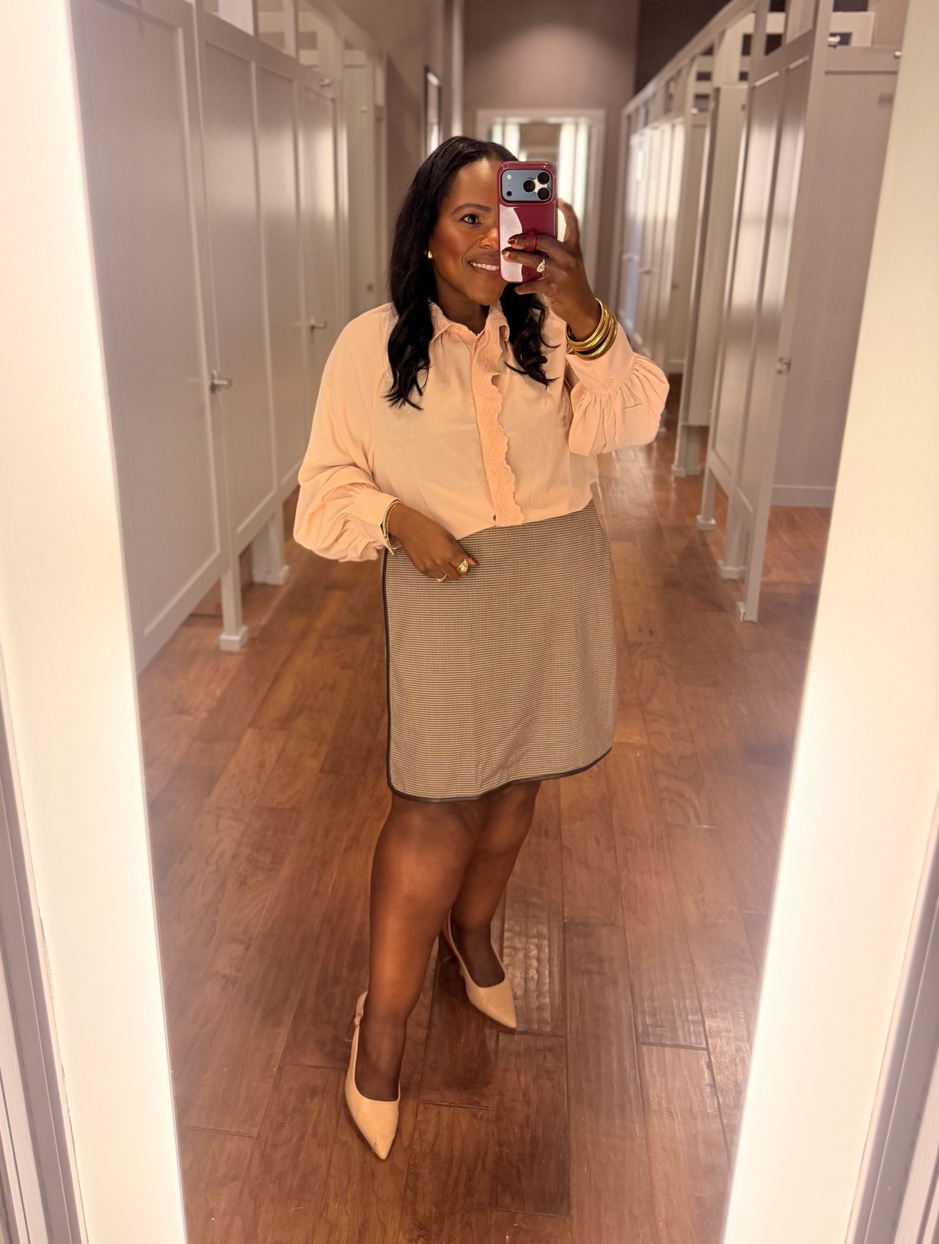 This is your reminder that if you have LOFT cash - today is the day to use it! I’m using mine on this plaid mini skirt with faux leather trim. The perfect addition to my Fall wardrobe lineup! 🤎🍂💁🏽‍♀️

I’m wearing a size 14 in skirt but could do the 12, and a size medium in the blouse. 

#loveloft #petite #workwear #fallskirt #shadesofbrown

#LTKWorkwear #LTKSaleAlert #LTKPetite