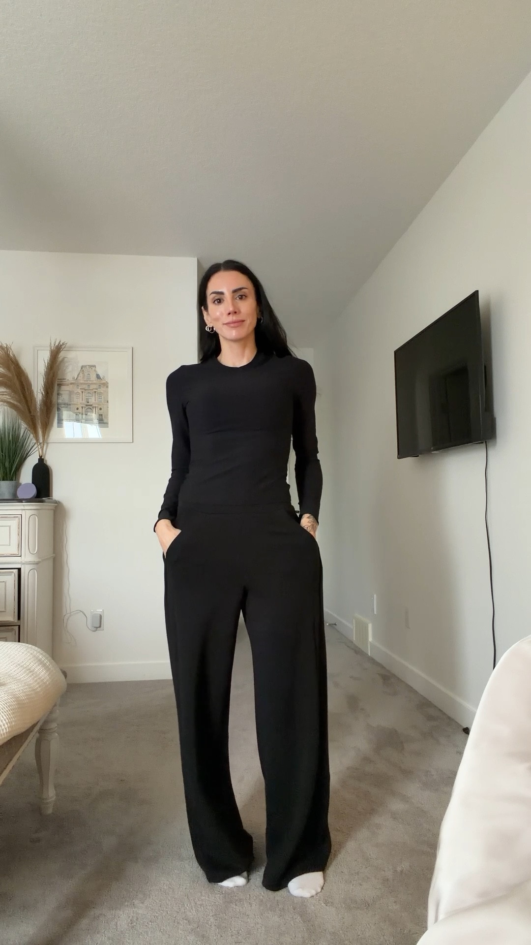 this set 😮‍💨😮‍💨😮‍💨 comfortable but elevated. Perfect for so many occasions as well as lounging at home! 

#LTKsale #LTKwinter #LTKcanada