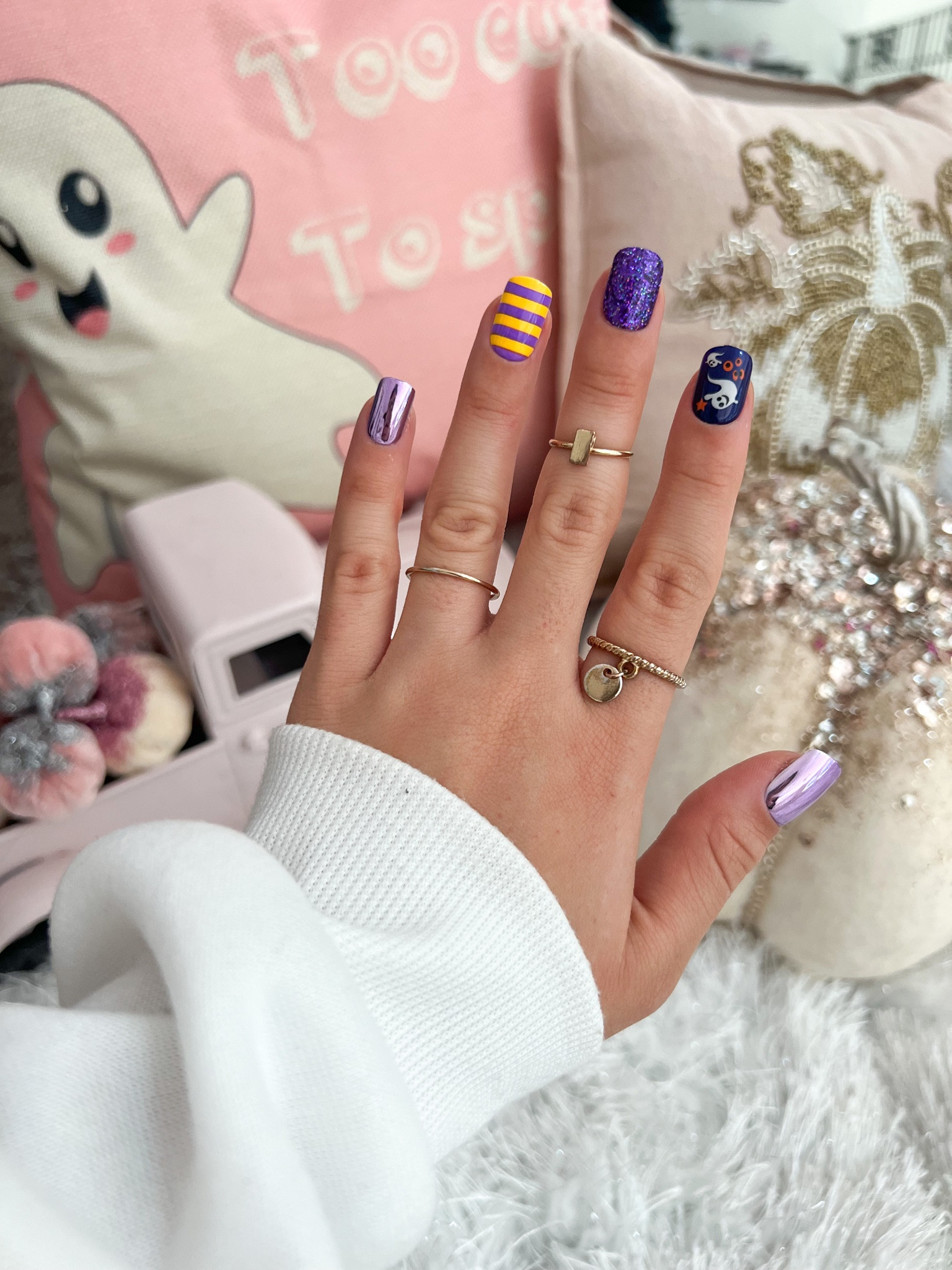 Halloween nails! Halloween press on nails, manicure at home. Xoxo #LTKfindsunder50 

#LTKHalloween #LTKparties #LTKbeauty