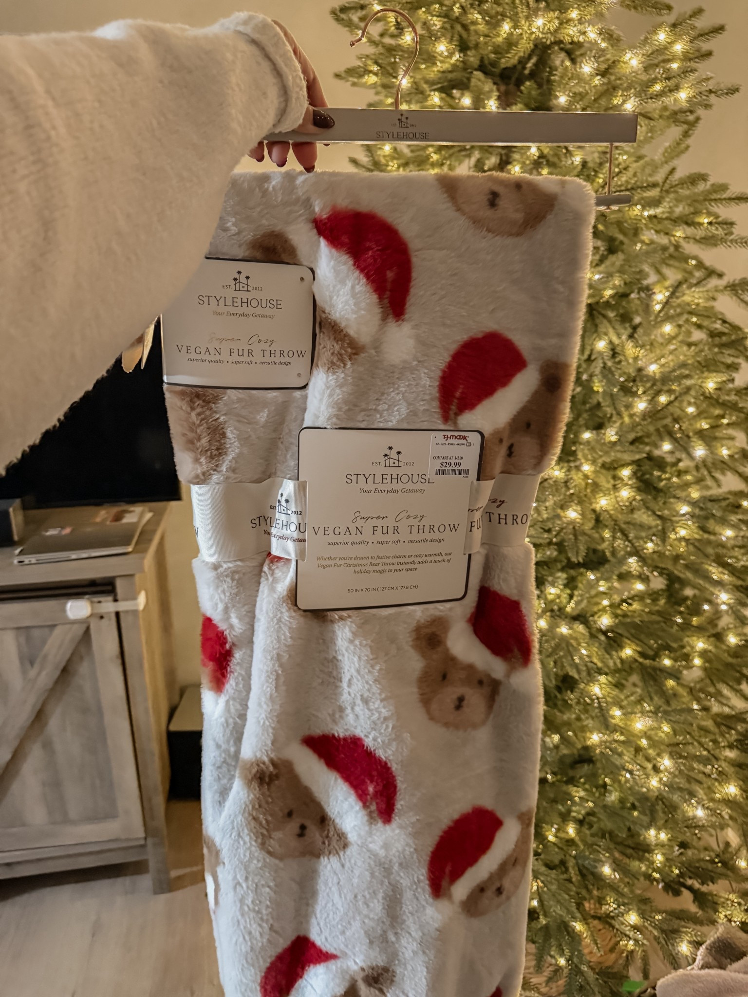My son doesn’t typically go for bears but wouldn’t let me leave without this for his room! It’s seriously so cozy! 

Teddy bears, toddler blankets, decorative blankets, holiday decor, holiday bedding, teddy holiday finds 

#LTKKids #LTKHoliday #LTKHome
