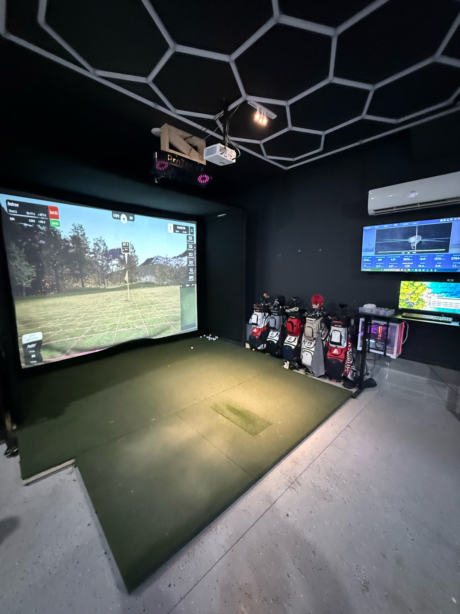Golf simulator garage setup 🏌️‍♂️⛳️

#LTKFamily #LTKActive #LTKMens