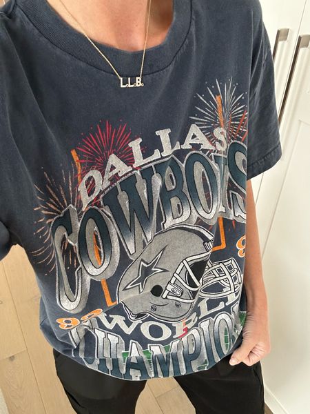Missing out on watching the Cowboys game in person today, but still representing from home! You can find your favorite NFL team tee at Abercrombie!

Size small top
Size small joggers

#LTKstyletip #gameday