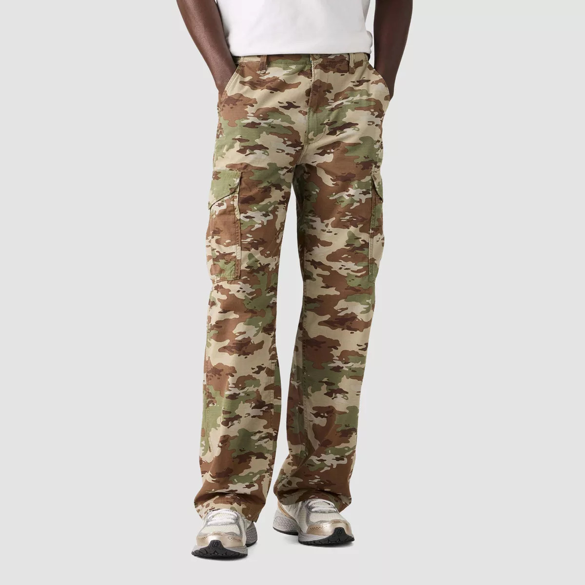 Levi's® Men's Camo Print XX Cargo Baggy Fit Pants - Ombre 38x32 | Target