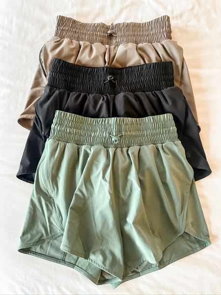 My favorite Target shorts! 👏🏼 So good & come in several colors! I wear an XS!

Loverly Grey, Target finds, active shorts 

#LTKFindsUnder50 #LTKFitness #LTKActive