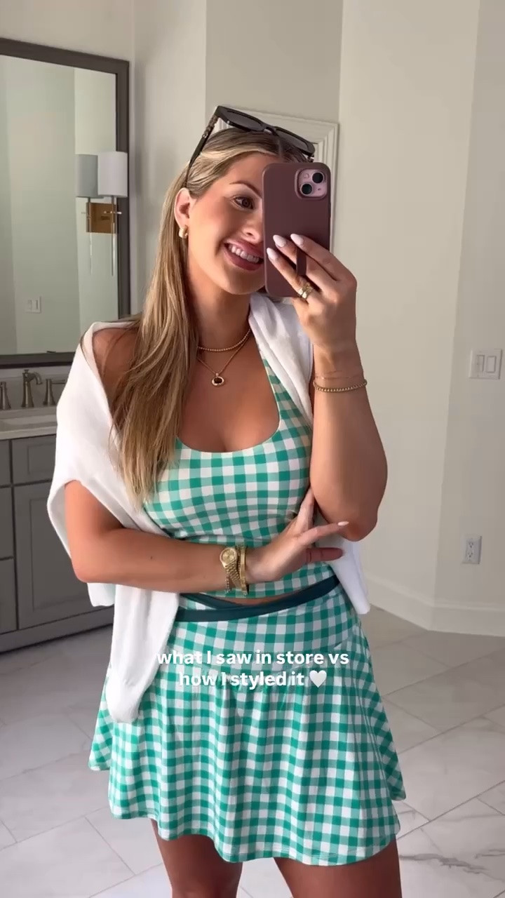 What I saw in store vs. how I styled it☘️🤍

Obsessed with this set!!

+ cardigan is 65% off now!



Matching set, styling, gingham, green, cardigan, new balance, summer outfits 2026, active, everyday, casual, sidneymarieduke

#LTKSeasonal #LTKSaleAlert #LTKActive