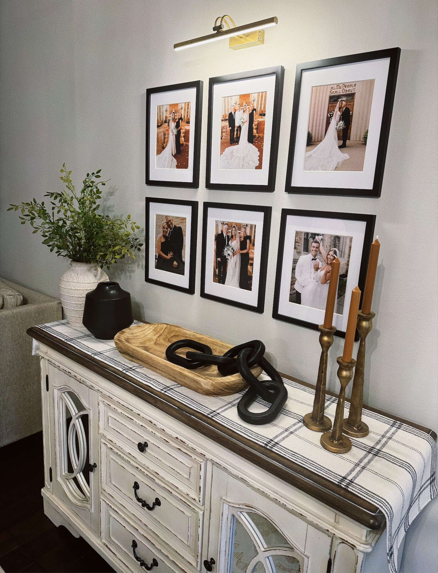 My mom always has the cutest home decor! Had to share her accent table 🖤

#LTKstyletip #LTKhome #LTKfindsunder50