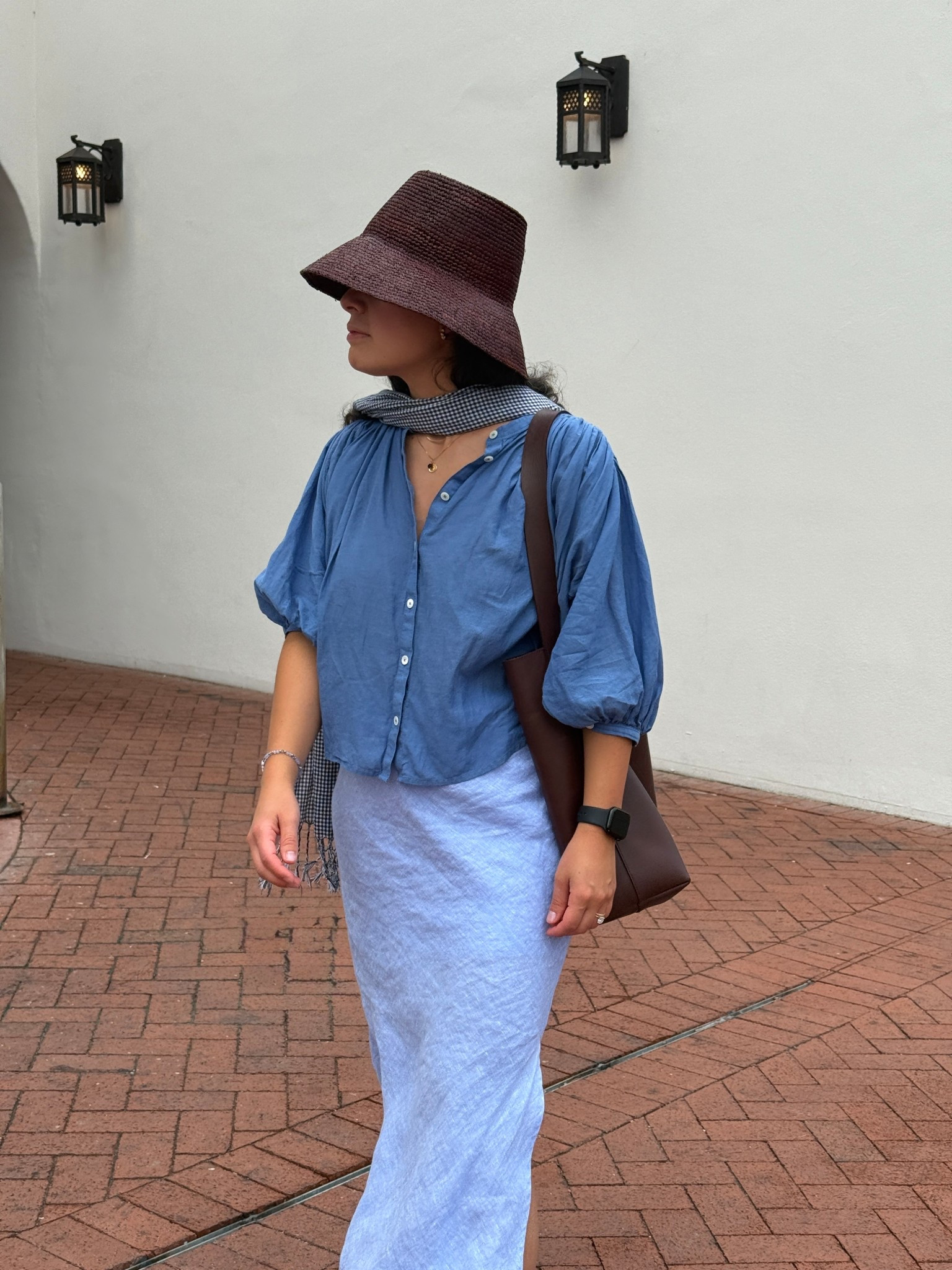 Excited to wear all the scarves this fall. 🍂🧣 

P.S. My bucket hat is on sale! Outfit is linked in my bio. #falltransitionoutfit #falloutfit #scarf #buckethat 