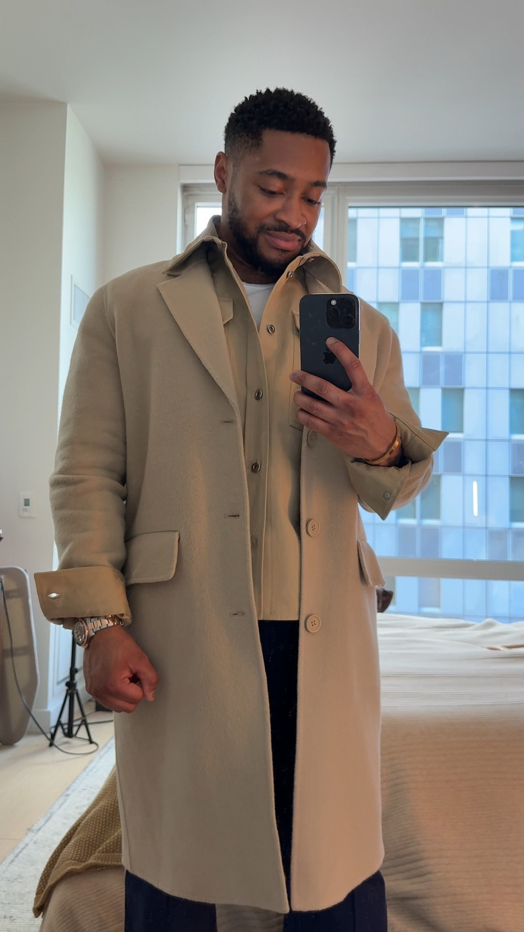 Easy Fall Spring Look!

Sandro coat
Bottega Veneta jacket and shoes
Wales Bonner pants

#LTKWatchNow #LTKMens #LTKStyleTip