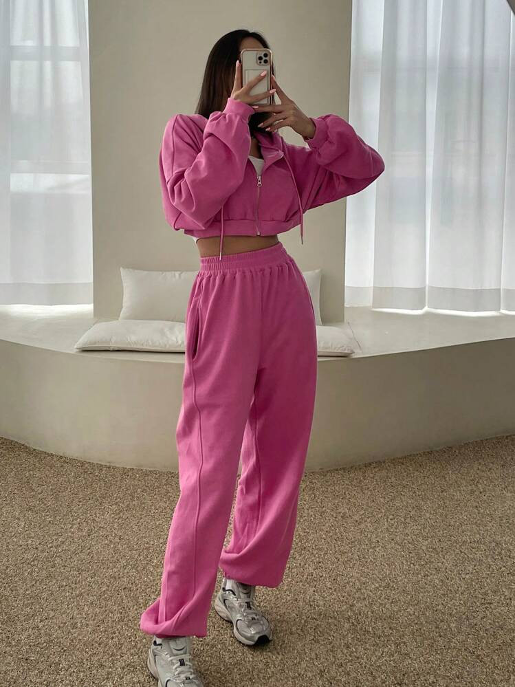 DAZY 2pcs/Set Women's Christmas Cropped Hoodie And Sweatpants Sports Suit | SHEIN