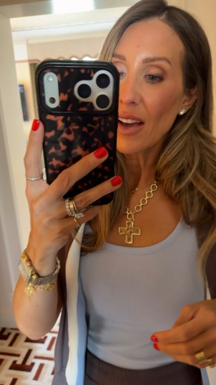 Airport outfit but elevated ✈️Comfy pants, a fitted tank, and a lightweight layer… this combo is easy, polished, and perfect for travel days when you still want to look put together

Spanx code: TMISXSPANX

travel outfit, airport style, comfy chic, neutral outfit, everyday style, themominstyle 

#LTKActive #LTKTravel #LTKootd