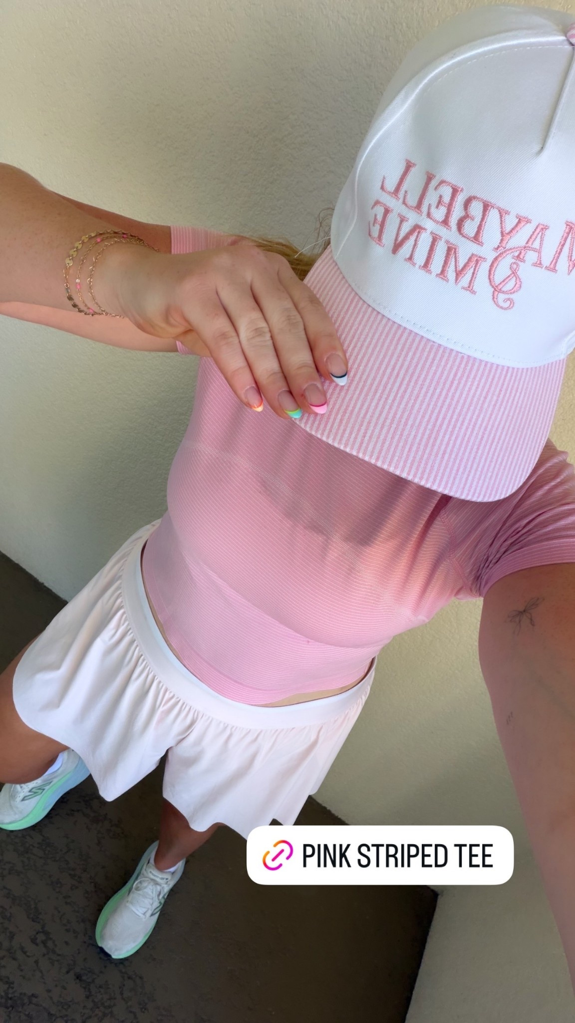 Cutest pink stripe workout tea today!

#LTKActive #LTKMidsize #LTKSeasonal