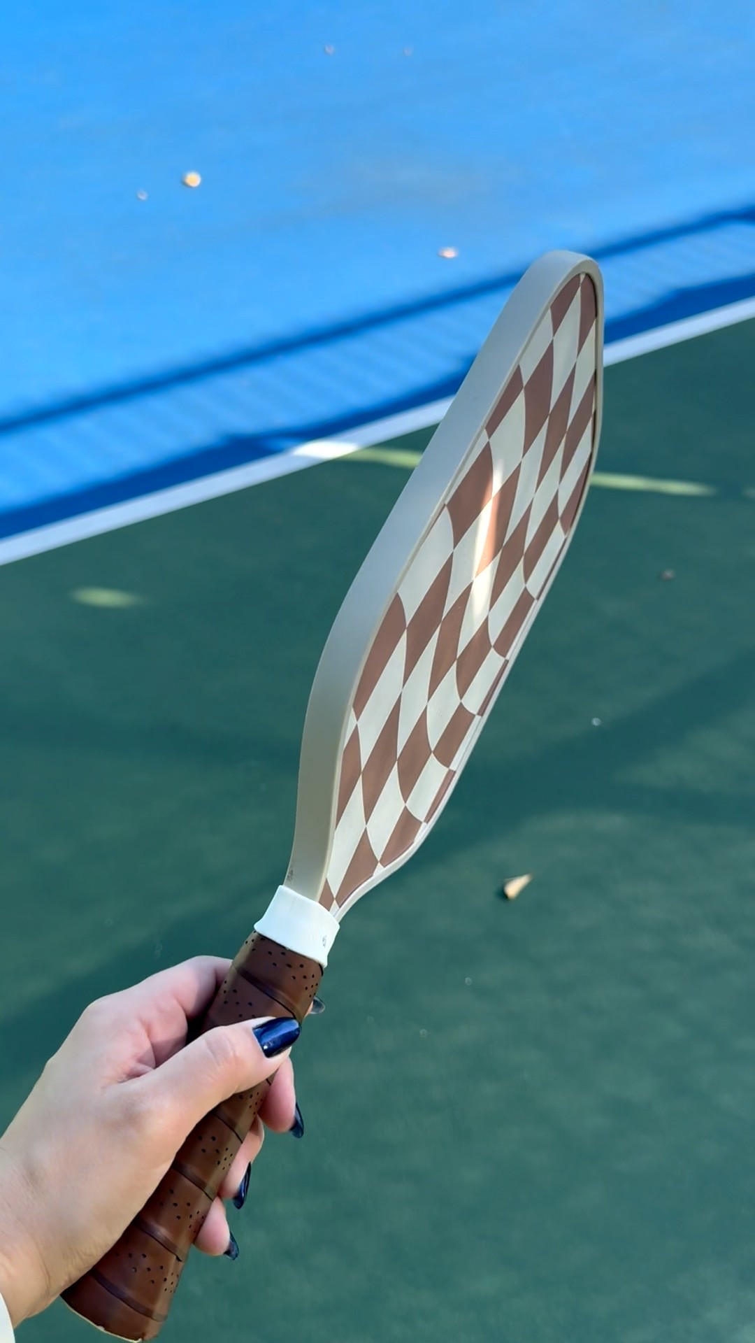 It’s pickleball weather in South Florida!! We’re soaking it all up!! Linked my favorite outfits, paddles, and accessories! ✨


pickleball ootd | court style | paddle | padel | tennis dress | exercise goals | workout | sports outfit | athleisure | athletic ootd 

#LTKSeasonal #LTKfitnessgoals #LTKootd