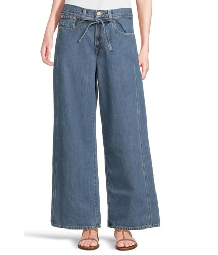 Levi's® Women's XL Straight Seamed, Forbidden Fruit | Amazon (US)