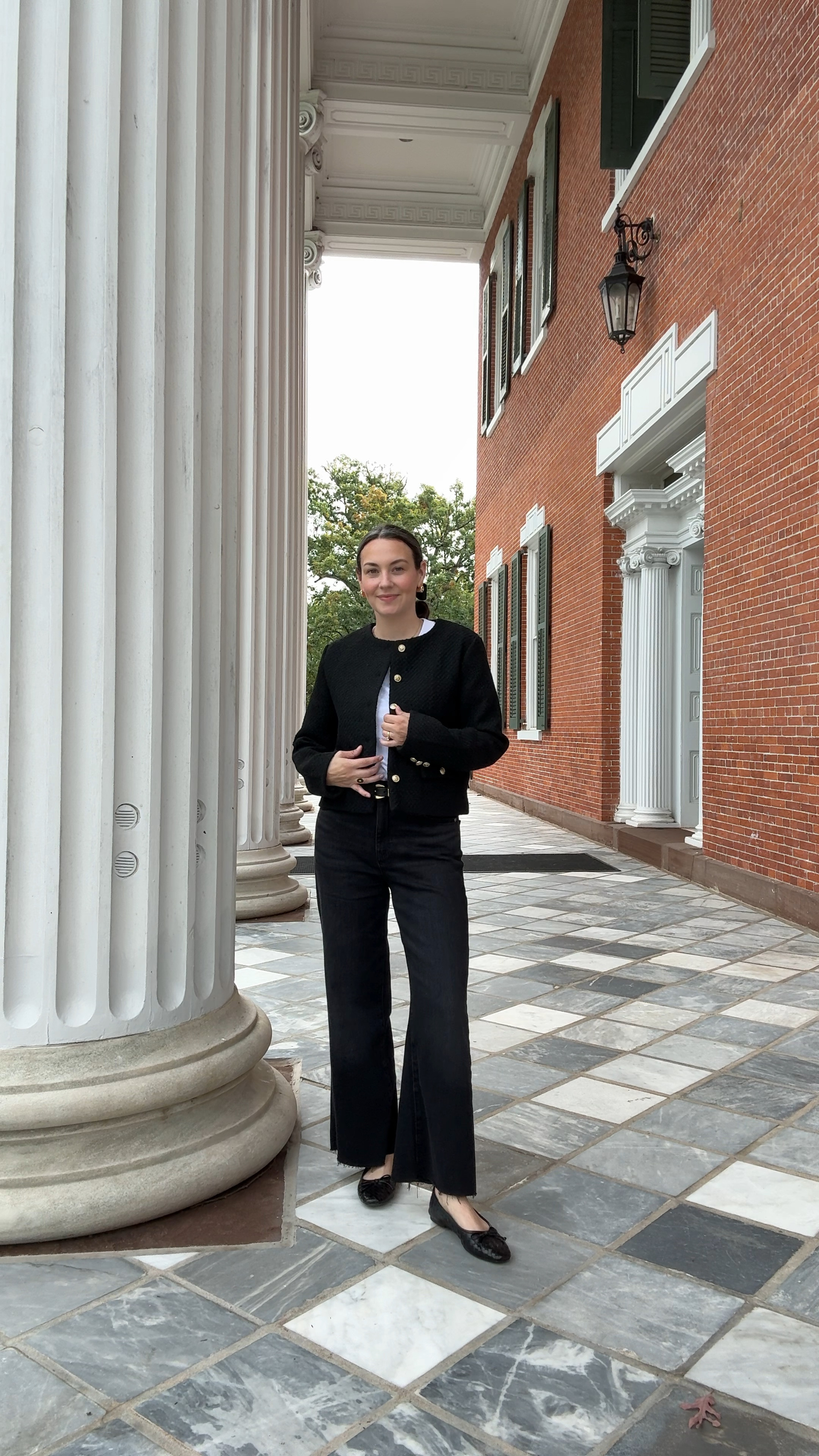 A classic outfit you can’t go wrong with! #ad @evereveofficial #EverevePartner #EvereveStyle