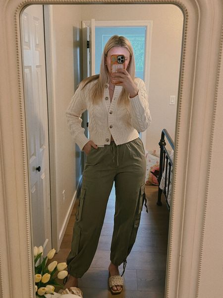 Loving these cargos for spring/summer! Run TTS, wearing large long 

#springstyle #cargopants #cargostyle 

#LTKSpringSale #LTKfindsunder100 #LTKfindsunder50