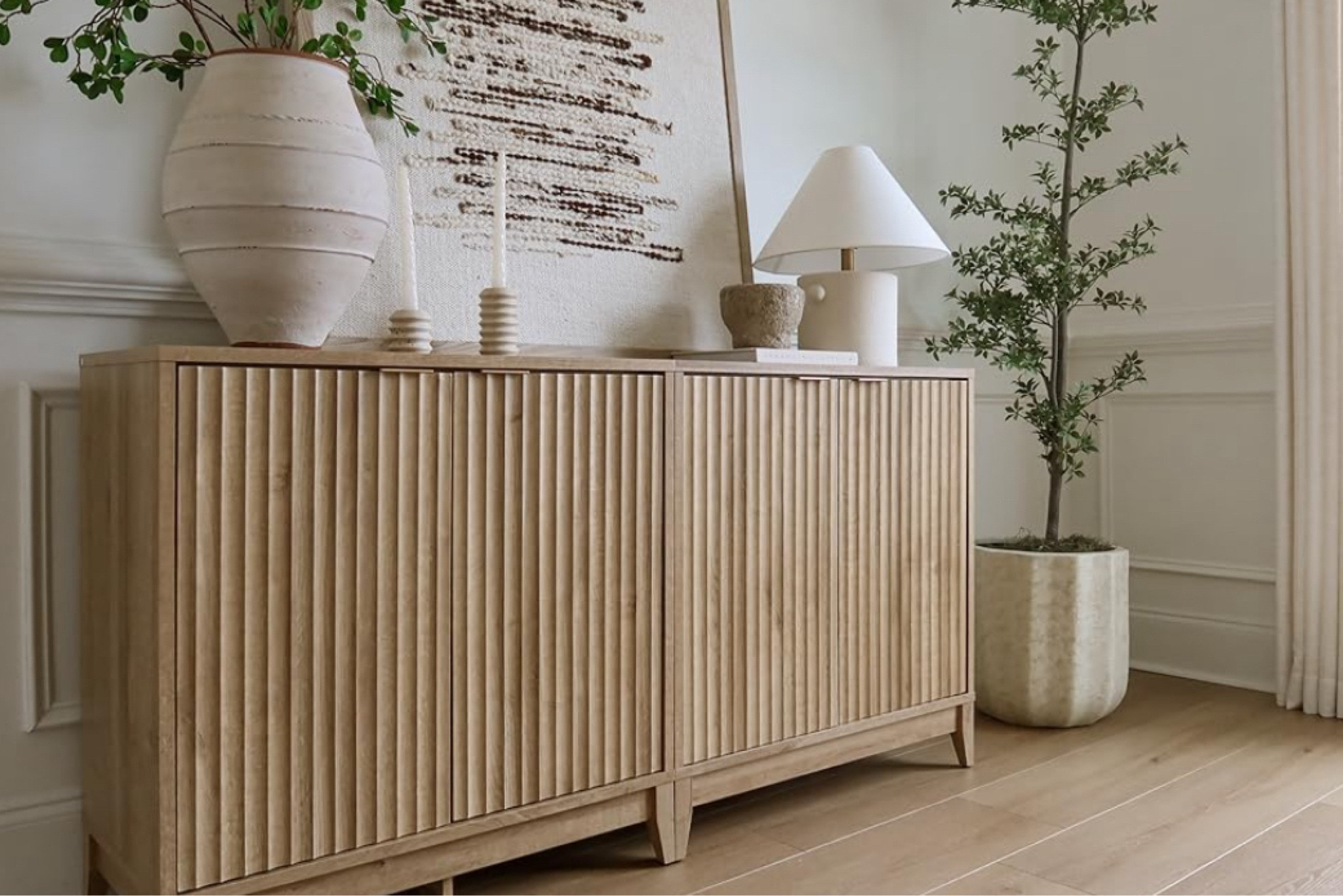 AMAZON CONSOLE TABLE!

Console- art- neutral art- large wall decor- faux tree- lamps- vase/ dining rooom side board
Entryway table 

#LTKSaleAlert #LTKHome #LTKFamily