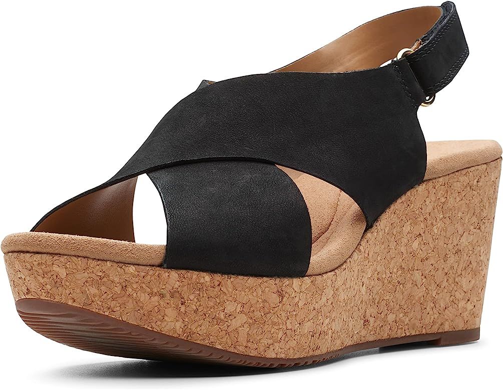 Clarks Women's Annadel Eirwyn Wedge Sandal | Amazon (US)