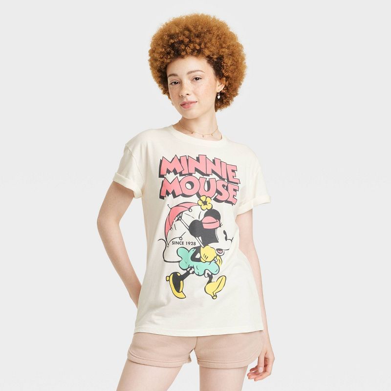 Women's Disney Minnie Mouse Retro Short Sleeve Graphic T-Shirt - White | Target