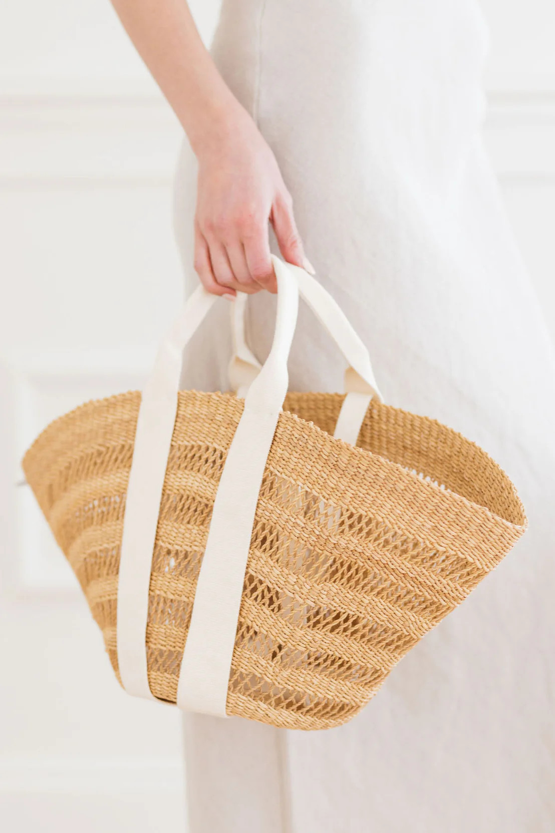 Sophia Canvas-Trim Basket Bag | Casalina