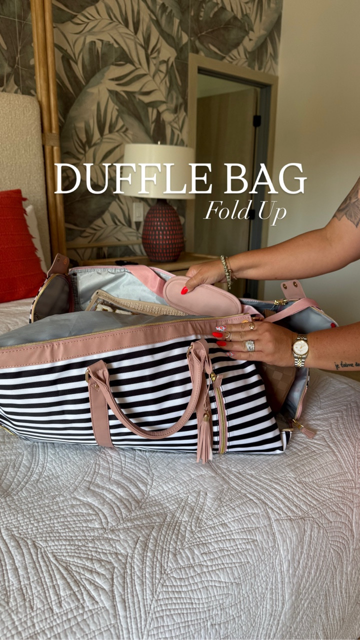 This fold up duffle bag is a dream for travelers!


#LTKgrwm #LTKmomlife #LTKTravel