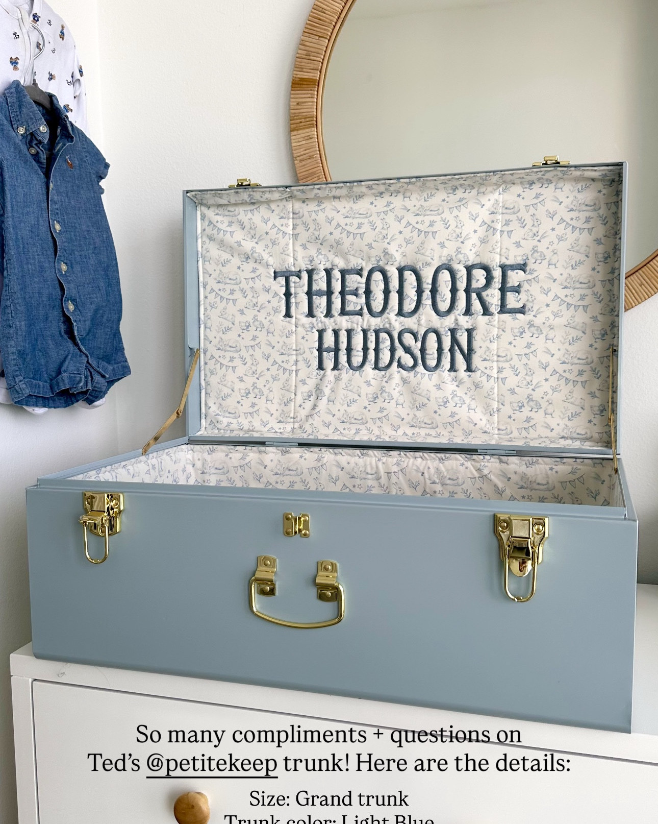 Keepsake trunk for baby Teddy’s memories from Petite Keep!

Size: Grand trunk
Trunk color: Light Blue
Font color: Waterford
Thread color: Light Gray Blue
Print: Petites at Play

#LTKCyberWeek #LTKBump #LTKHoliday