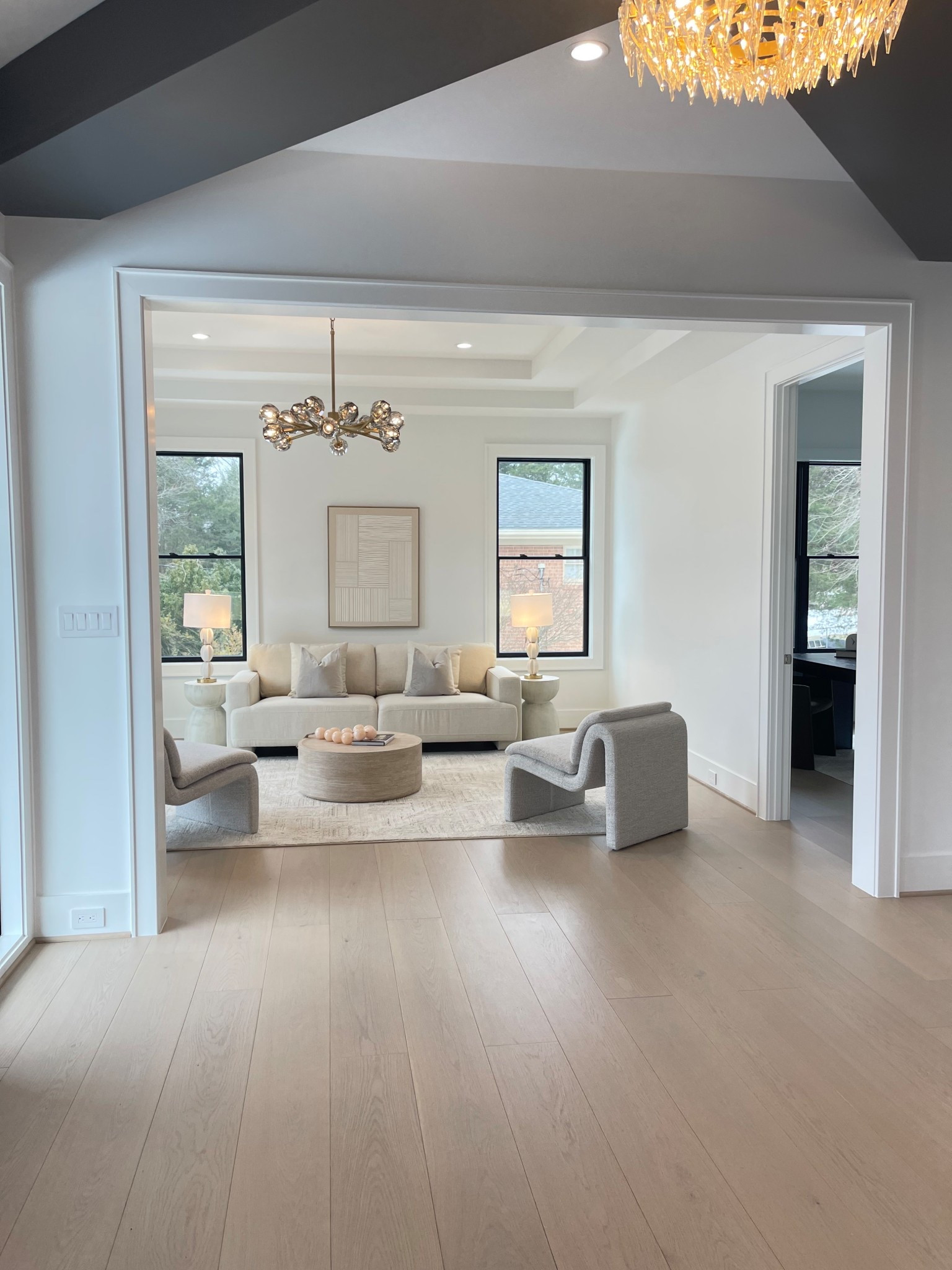 Top 5 Luxury Pieces I Use in Every $1M+ Home

The exact pieces I use to make homes feel instantly expensive

#LTKgrwm #LTKU #LTKHome