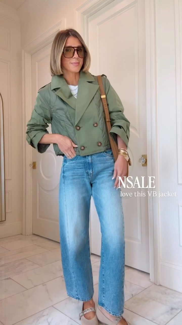 Wearing size small in this Veronica Beard jacket! So chic for fall.

#LTKootd #LTKSaleAlert #LTKSeasonal