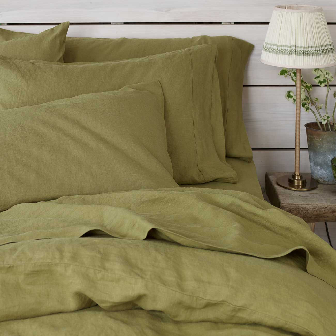 Botanical Green Linen Pillowcases (Pair) | Piglet