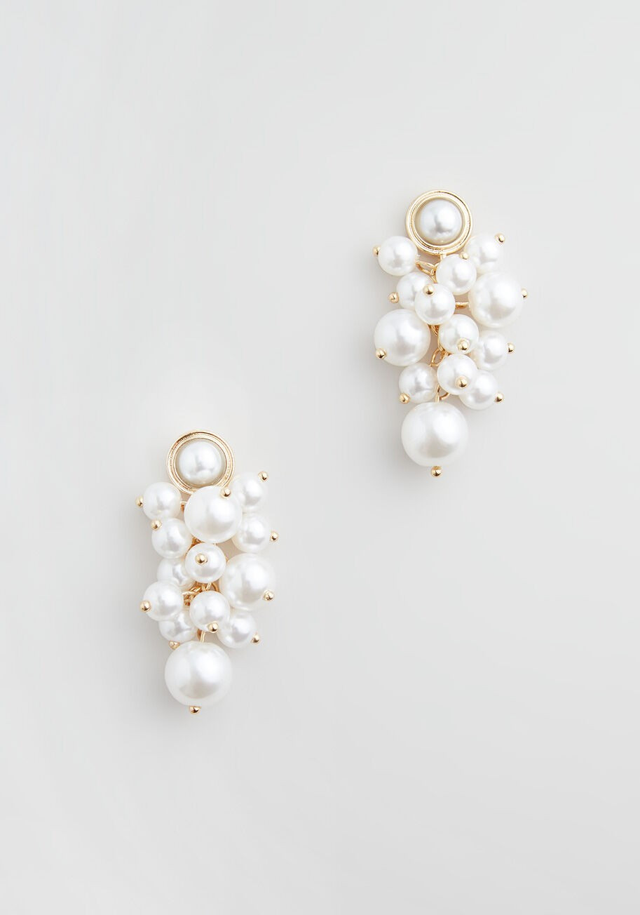 Too Close for Cluster Drop Earrings | Modcloth