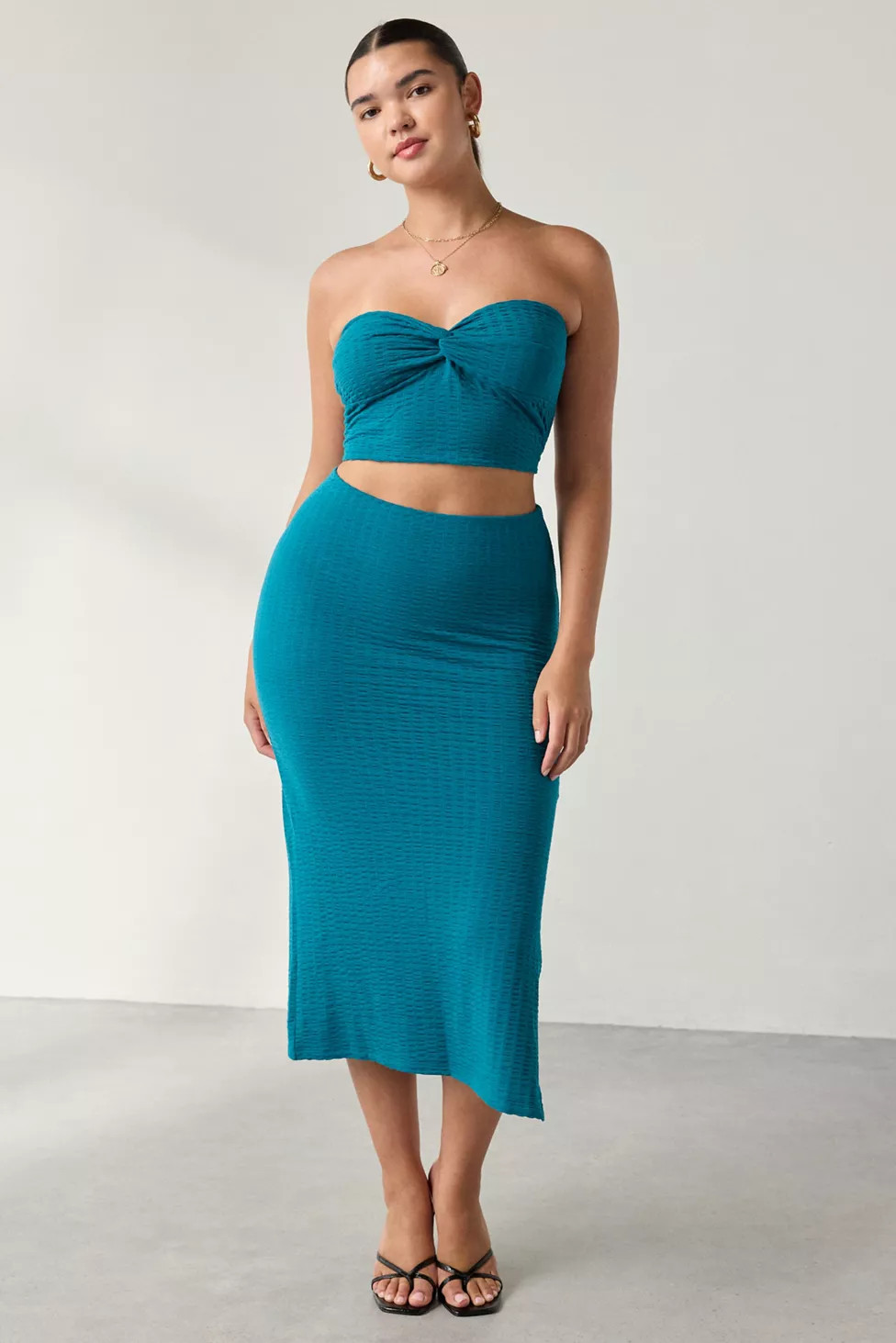 UO Oasis Knit Tube Top & Midi Skirt 2-Piece Set | Urban Outfitters (US and RoW)