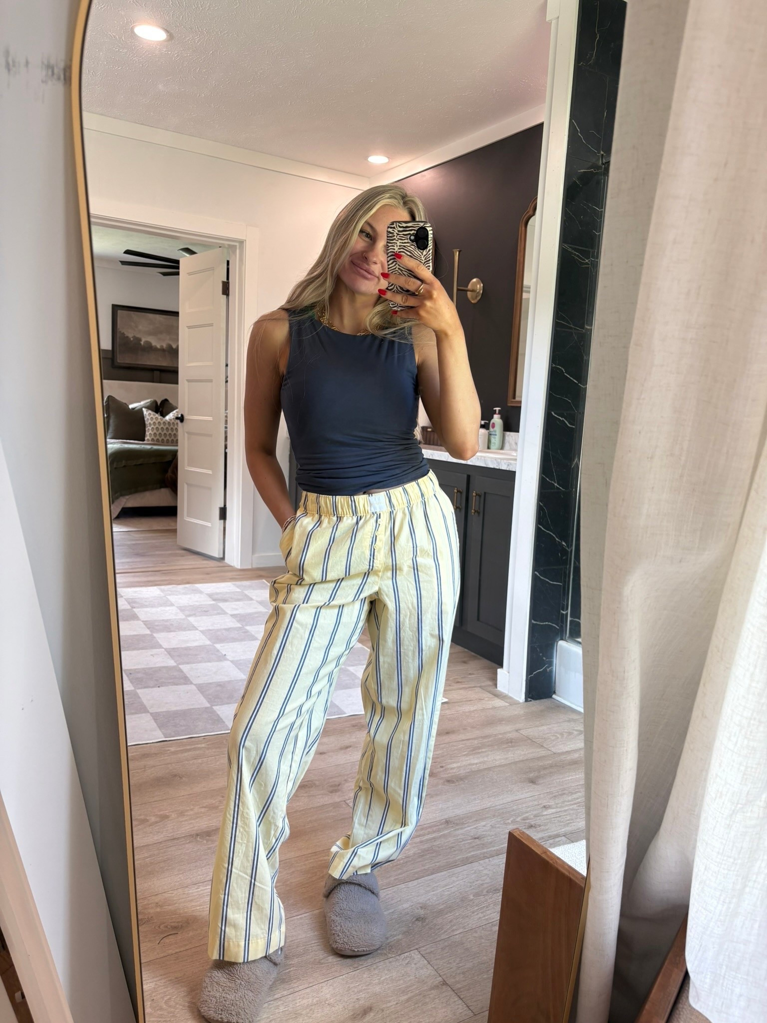 Love these lounge pants from Walmart!

#LTKootd