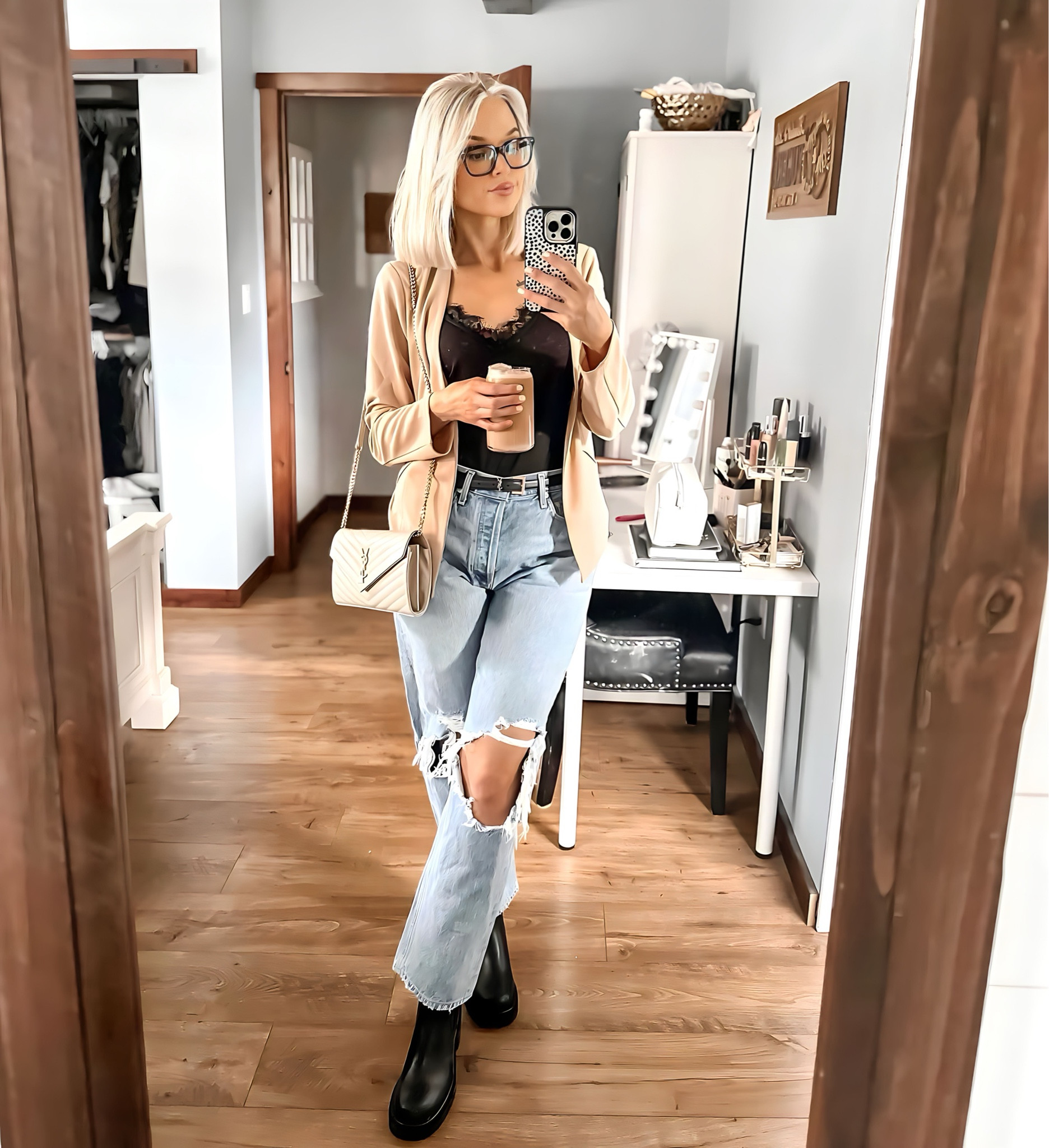 Sahm outfits from the week. Starting with a casual blazer look, followed by lots of cozies 🤍

#LTKsalealert #LTKmidsize #LTKSeasonal