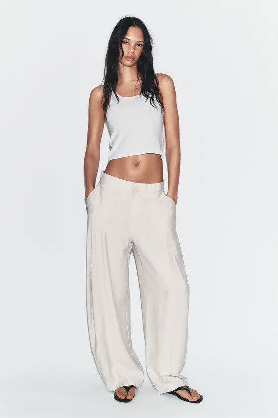 FLOWY PLEATED PANTS | Zara US