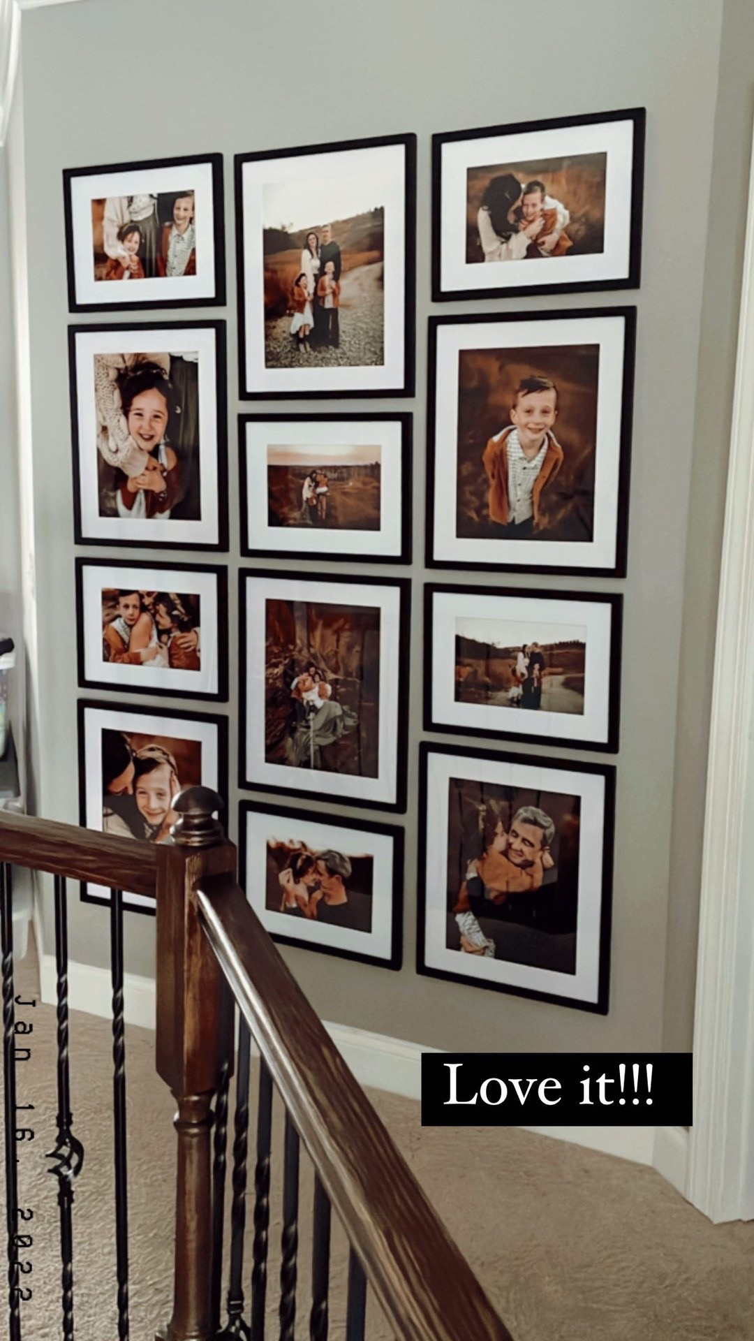 One of my favorite gallery walls in our home! It’s so important to print images from your session!! To recreate this you’ll need 6 of each frame! 🖼️ 

#LTKHome