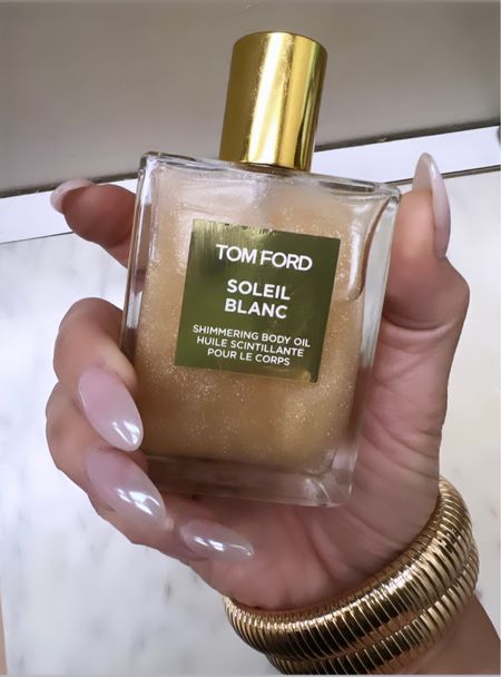 Summer fragrance, Nordstrom beauty, Tom Ford fragrance, Tom Ford Soleil Blanc is the best fragrance for Summer! Smells like a tropical vacay! The shimmering oil is so good! You will smell amazing and a little sparkle with the shimmer. Looks great with a tan! @nordstrom #LaidbackLuxeLife

Follow me for more fashion finds, beauty faves, lifestyle, home decor, sales and more! So glad you’re here!! XO, Karma

#LTKFindsUnder100 #LTKStyleTip #LTKSeasonal