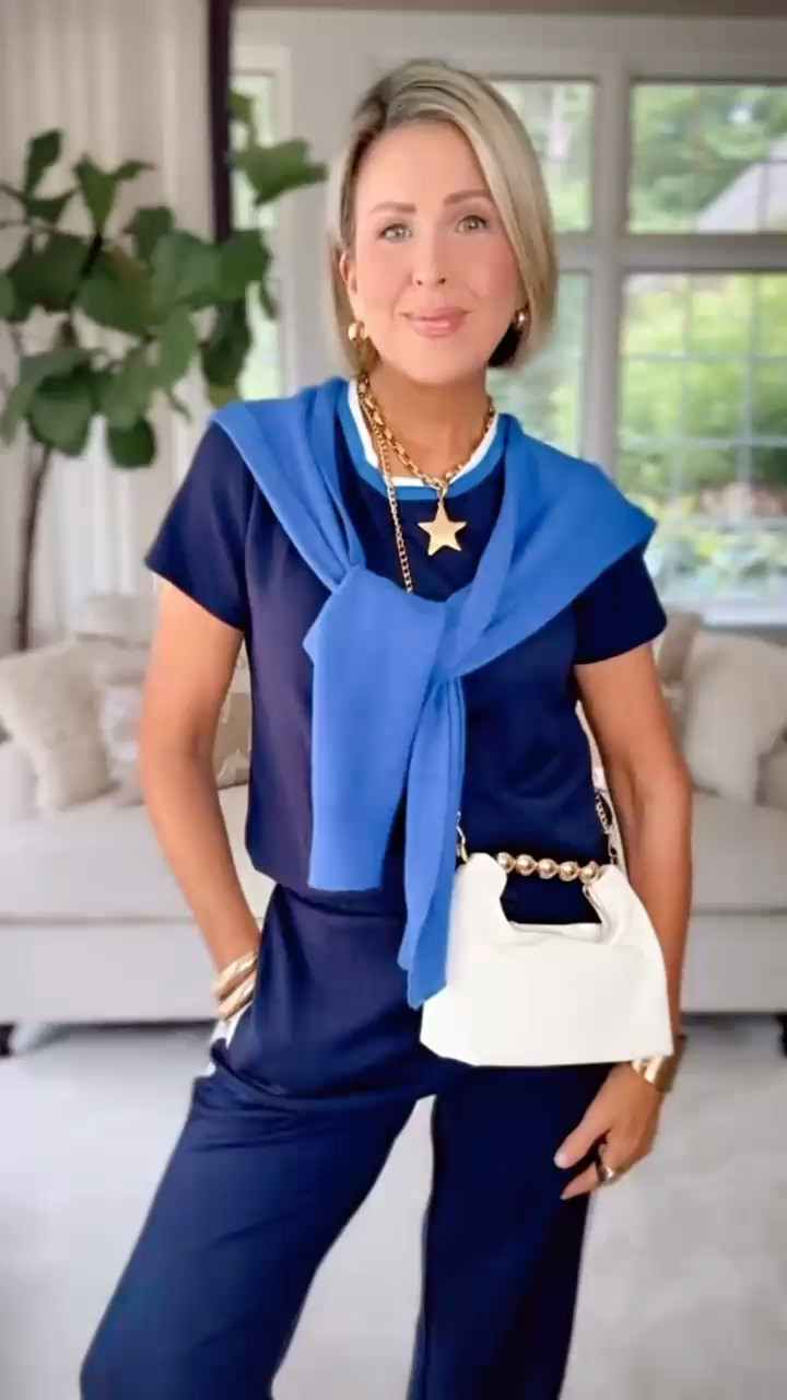 Obsessed with this Amazon set. It gives a layered look without the bulk

#LTKgrwm #LTKootd #LTKOver40