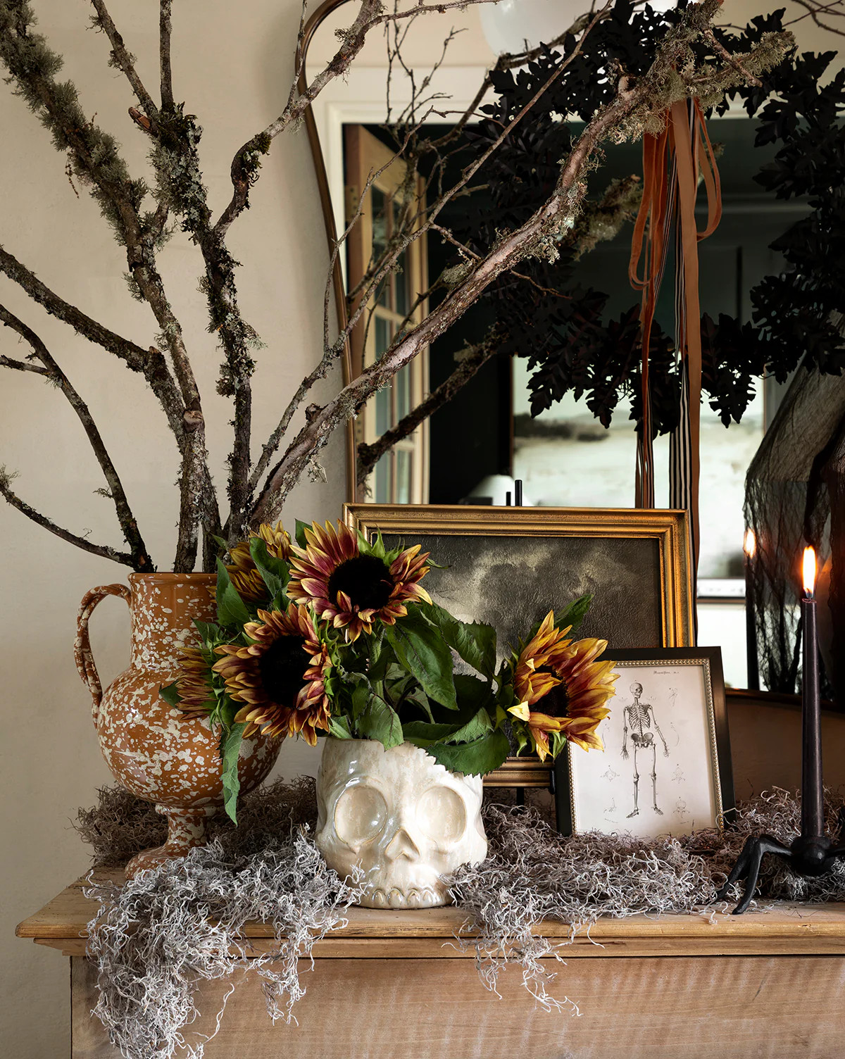 Haunting Skull Vase | McGee & Co. (US)